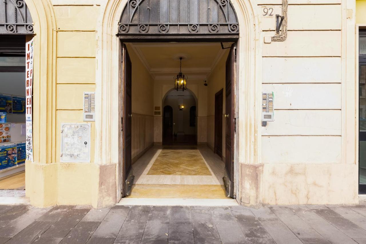 Lhr Coliseum B&B Roma Dış mekan fotoğraf